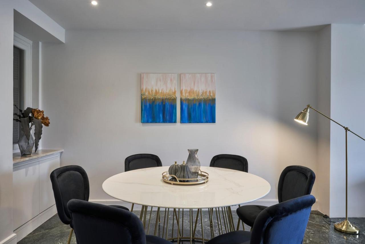 Chic N Bright 3Bd Apt With Hilton View Athènes Extérieur photo