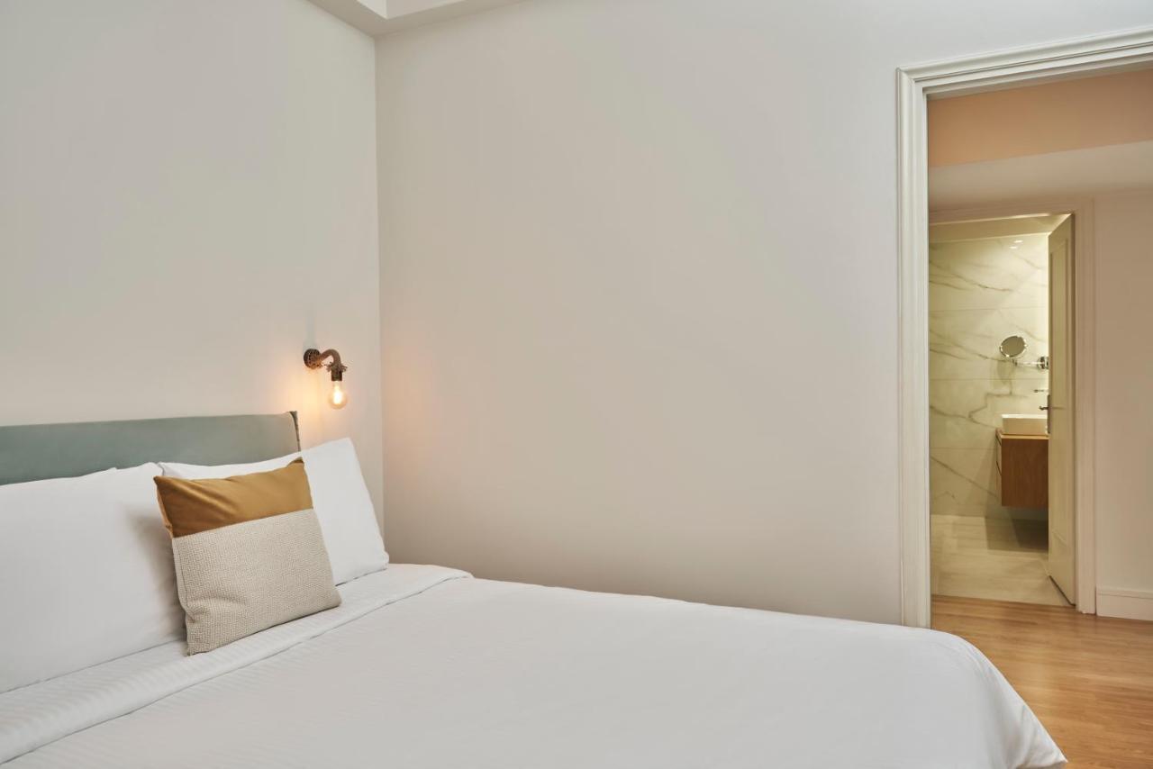 Chic N Bright 3Bd Apt With Hilton View Athènes Extérieur photo